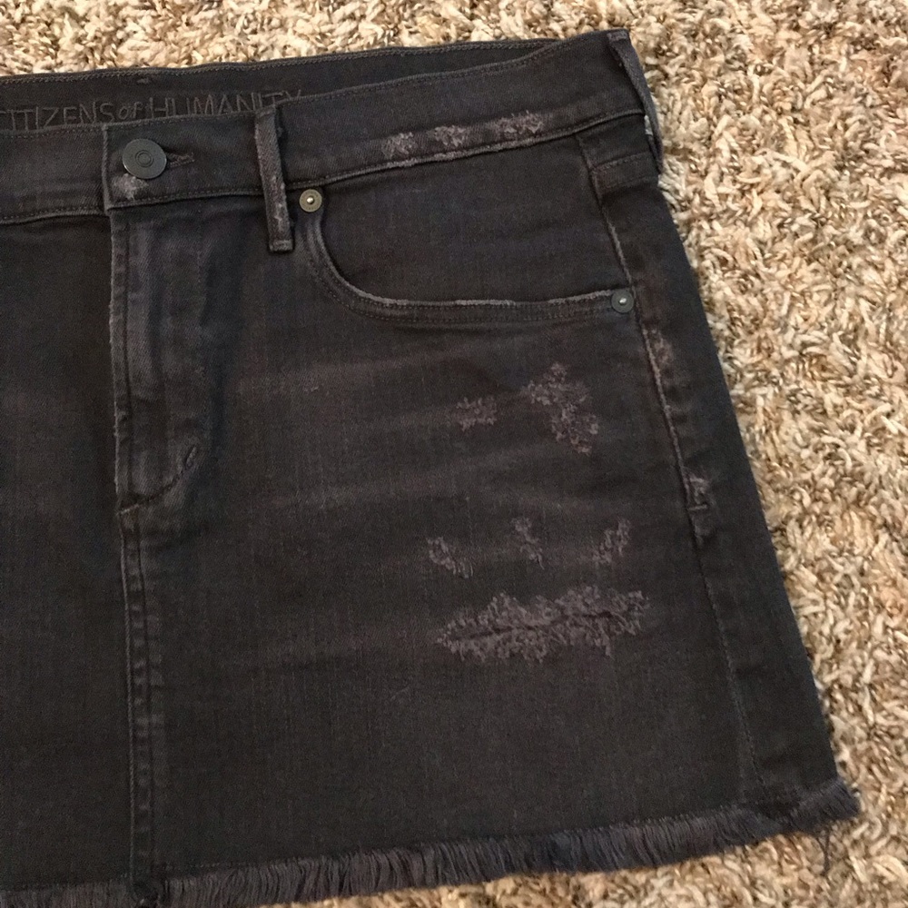 Citizens of Humanity distressed mini skirt - Picture 9 of 16